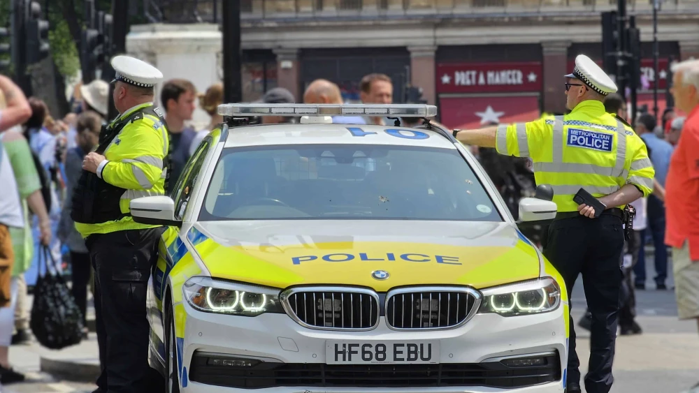 Counter-Terror police investigate incident near Israeli Embassy in London